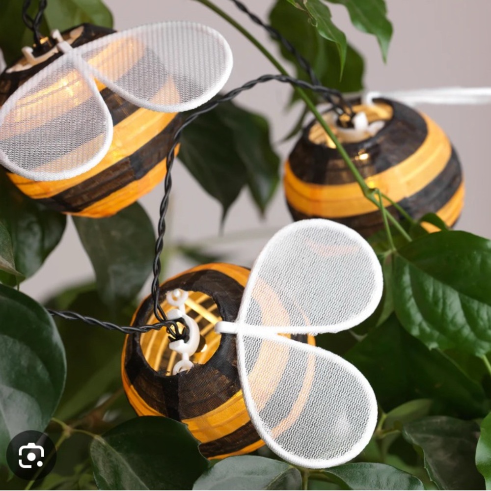 Bee String Lights with Mesh Wings